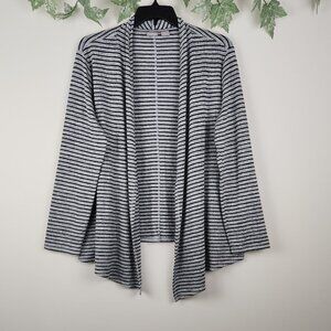 Chico's Zenergy Size 3 US 16/18 Soft Gray Black Striped Knit Open Front Cardigan